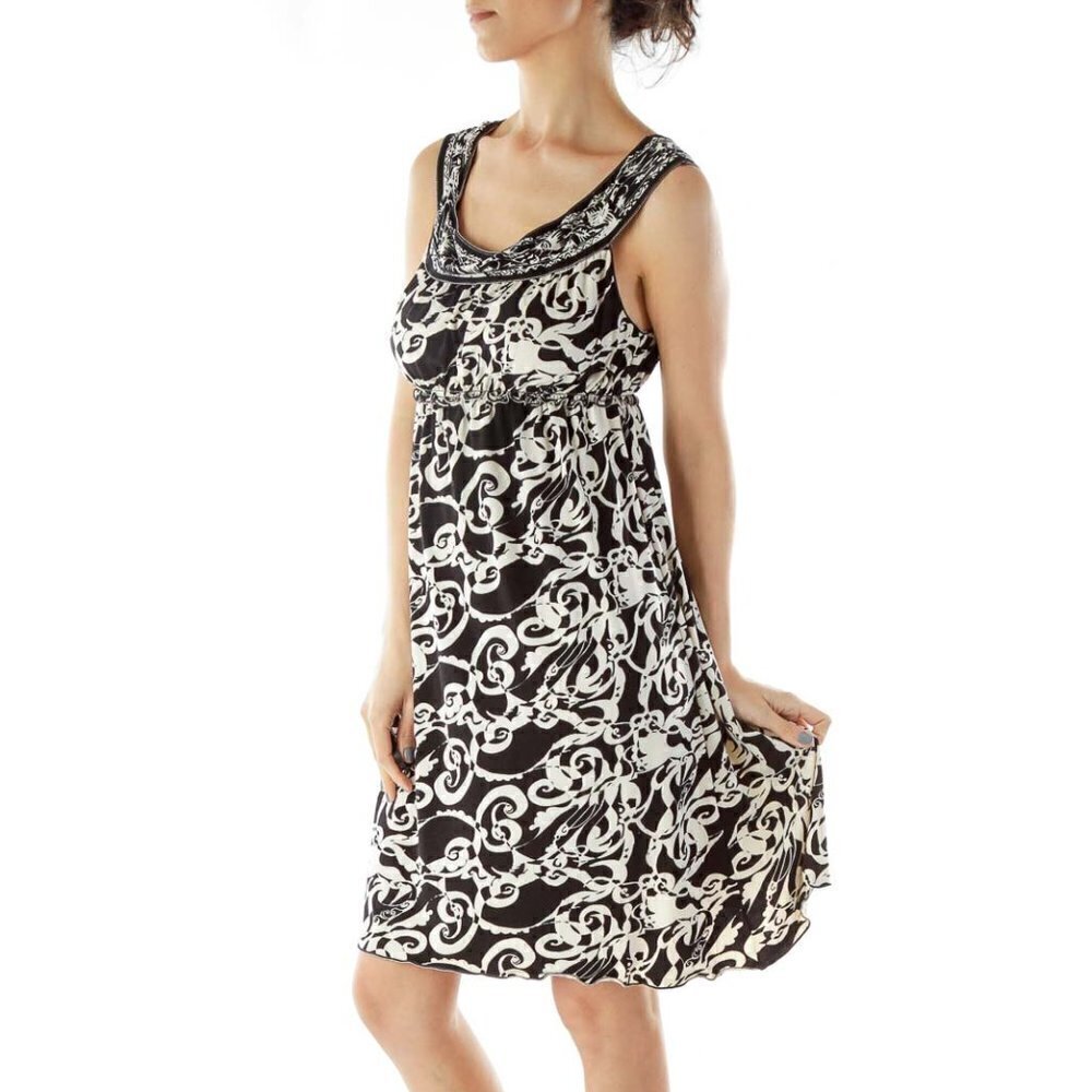 Max Studio Black White Print Dress with Boat Neckline - Picture 2 of 3
